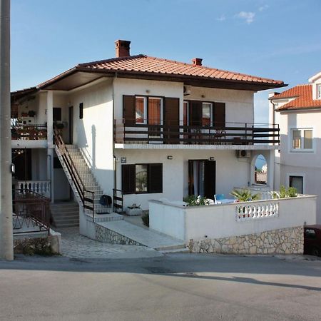 Double Room Vrbnik 5301B Zewnętrze zdjęcie