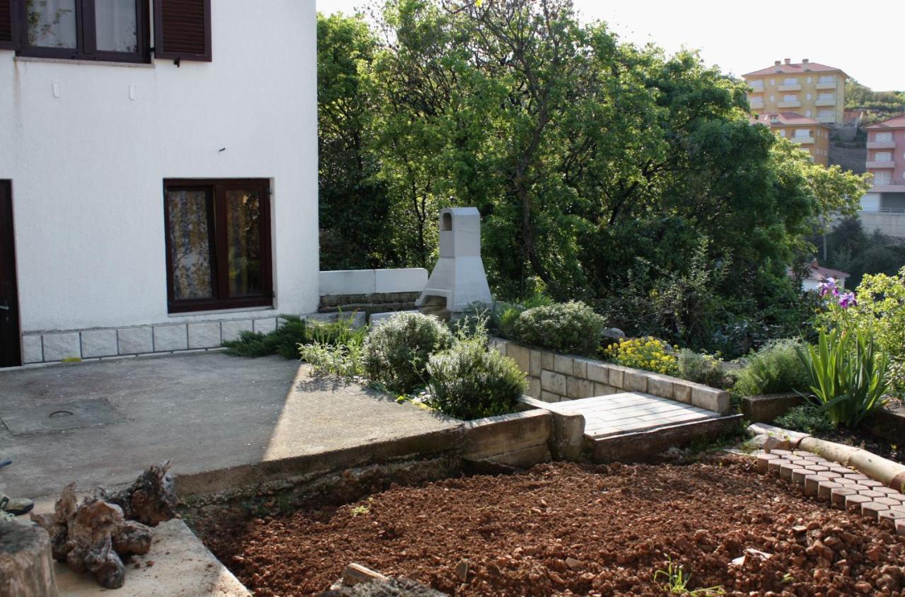 Double Room Vrbnik 5301B Zewnętrze zdjęcie